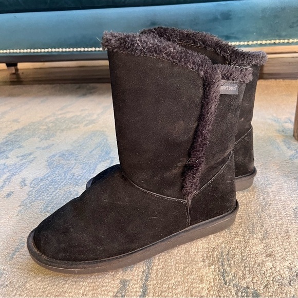 MINNETONKA SHERPA SUEDE OLYMPIA SHORT BOOT BLACK SIZE 10 - Picture 2 of 12